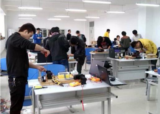 權威與實惠兼備 廣東博專教育咨詢，為您點亮學歷提升之路